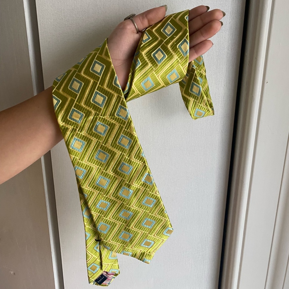 Ted Baker Mens Necktie 100% silk Lime Green & Blue Art Deco Design Derby Frat